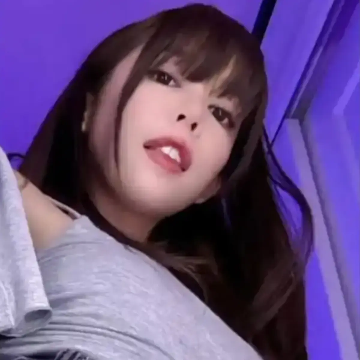 《绯红小猫KittyKum》高清HD无删减完整版-绯红小猫KittyKum全集1080P在线观看-高清免费播放-VS影视