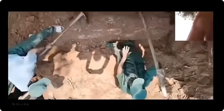 缅北僵尸出土事件视频未公映母带外泄 - 全程纪实原版高清完整版在线观看 - 夸克网盘直达挖掘现场惊悚瞬间