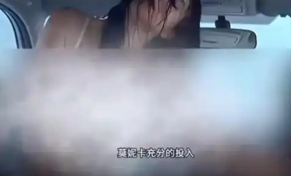 《爱我几何》HD高清完整版免费在线播放-法国爱情电影《爱我几何》未删减中字-1080P画质无广告观看